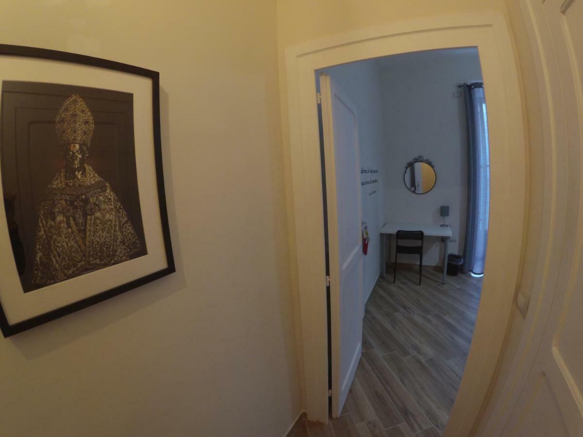 Guesthouse Marcanto - Duomo Neapol Zewnętrze zdjęcie